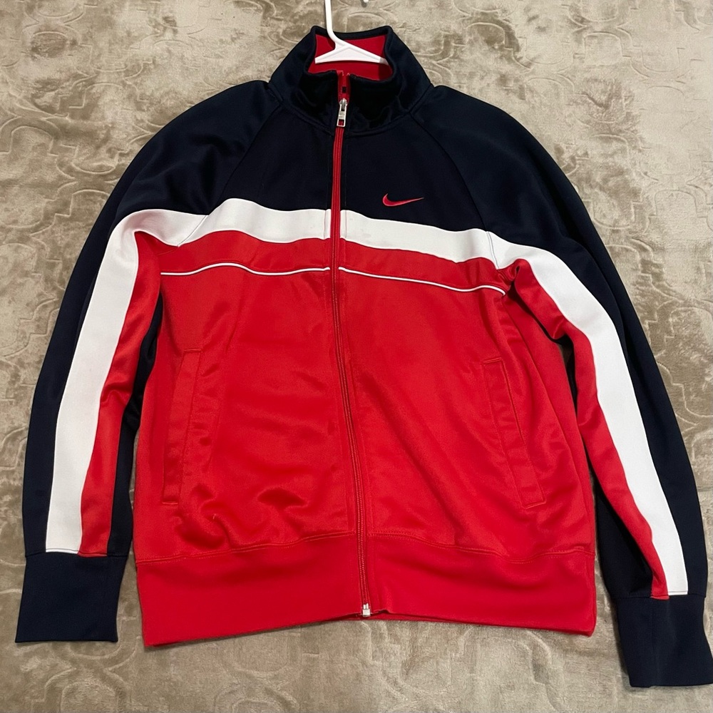 Nike 90s vintage Track shirt.
